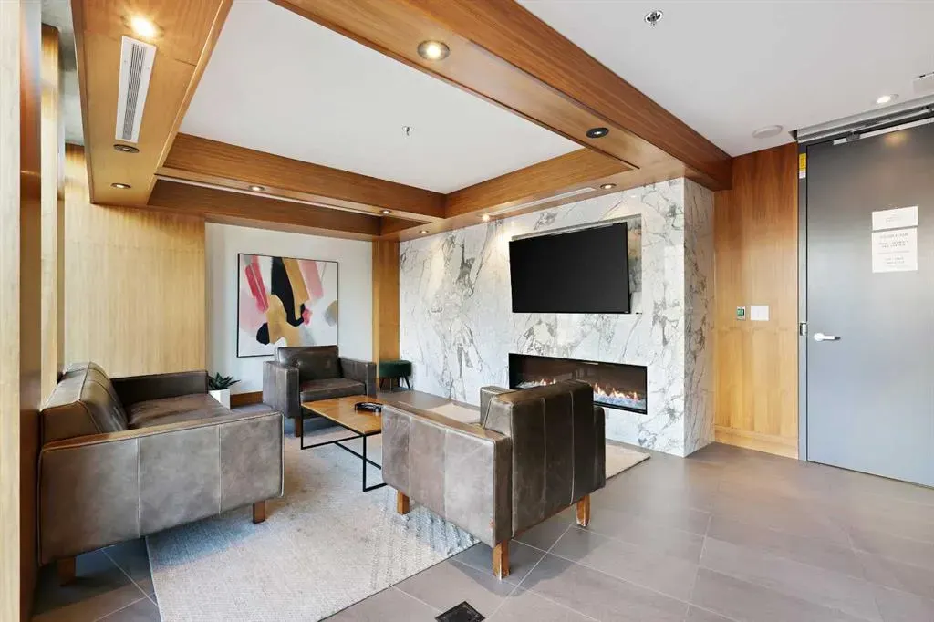 1010 6 Street SW, #606