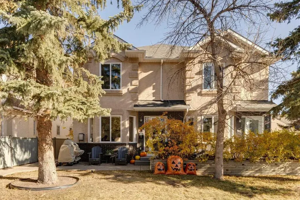 1926 25 Street SW, #1