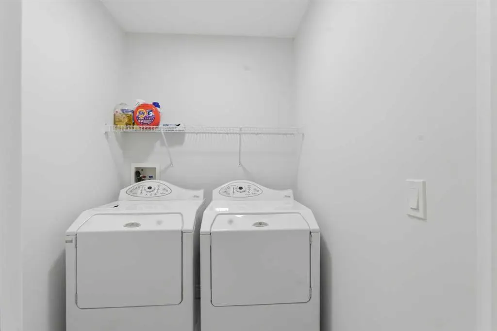 146 Springbluff Heights SW