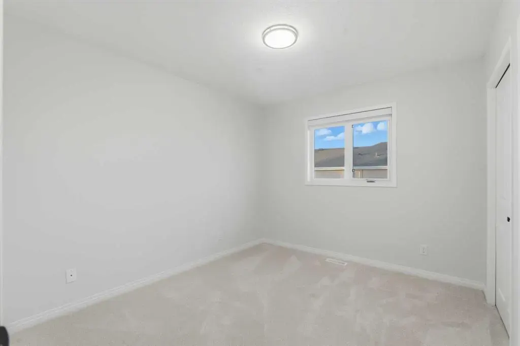 146 Springbluff Heights SW