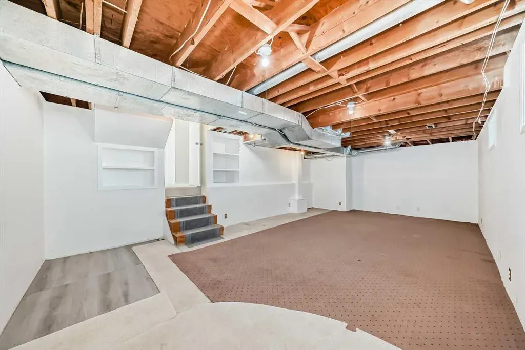 172 Sunvale Crescent SE