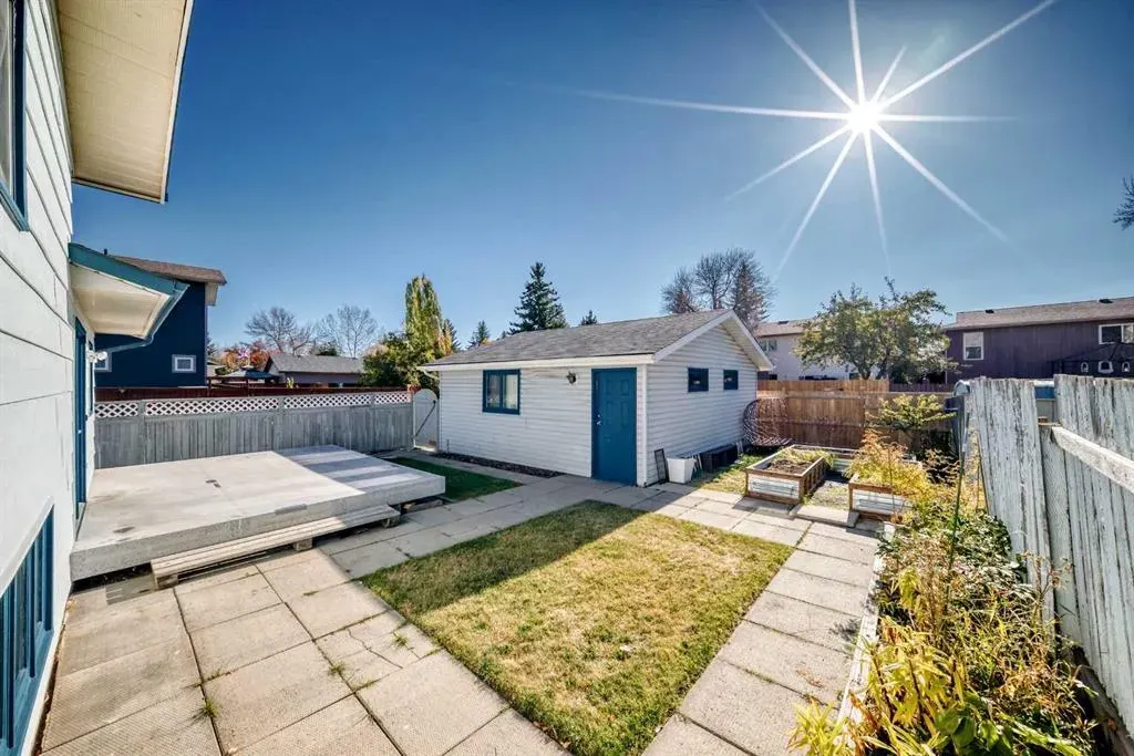 172 Sunvale Crescent SE