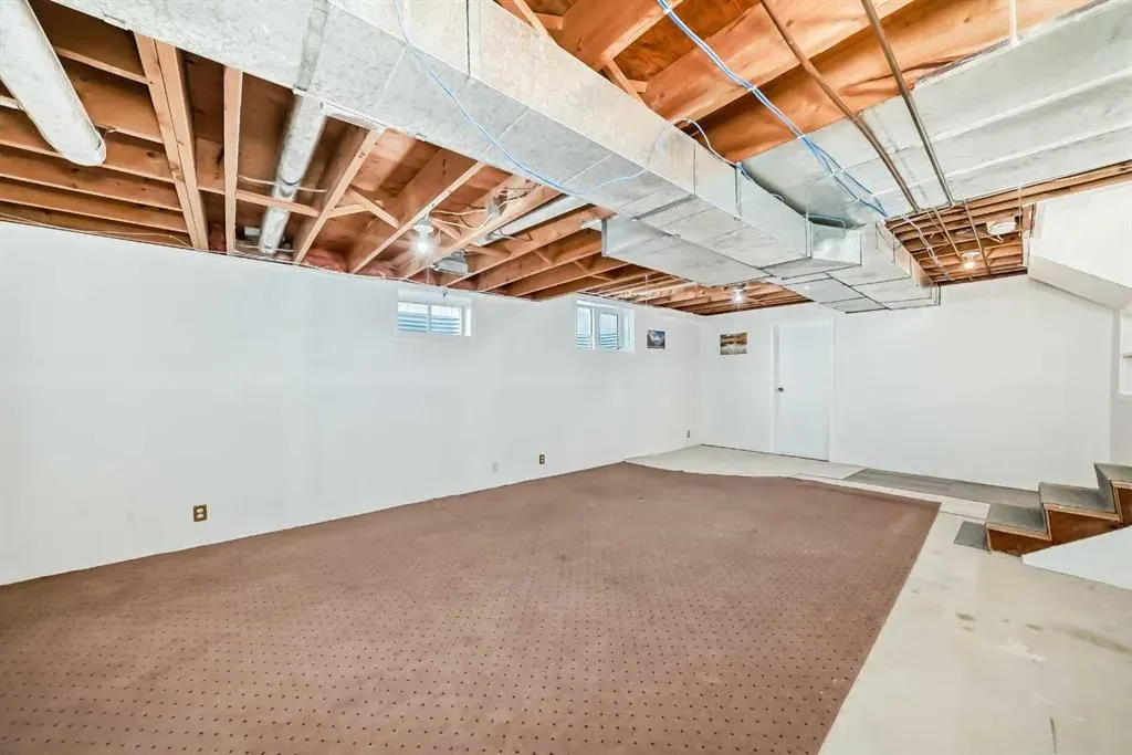 172 Sunvale Crescent SE