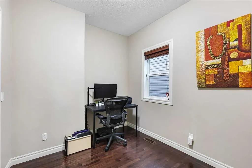 341 Bridleridge View SW