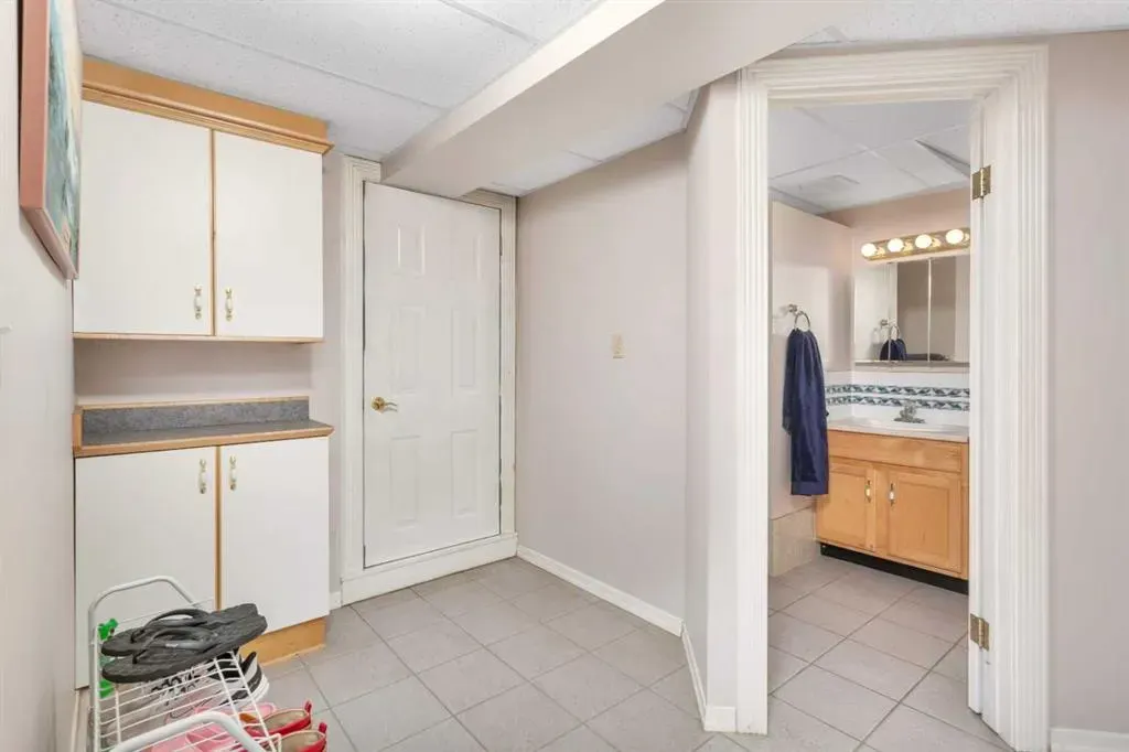 38349 Range Road 270, #8