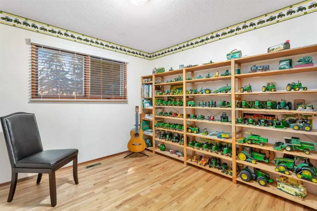 38349 Range Road 270, #8