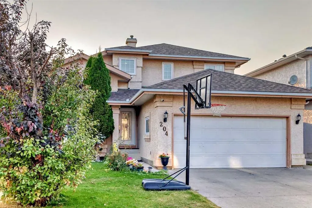 204 Coral Keys Green NE
