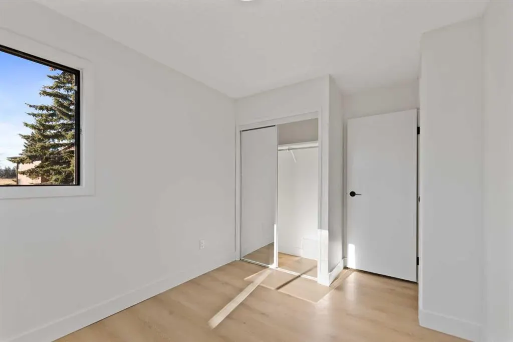 26 Glamis Gardens SW