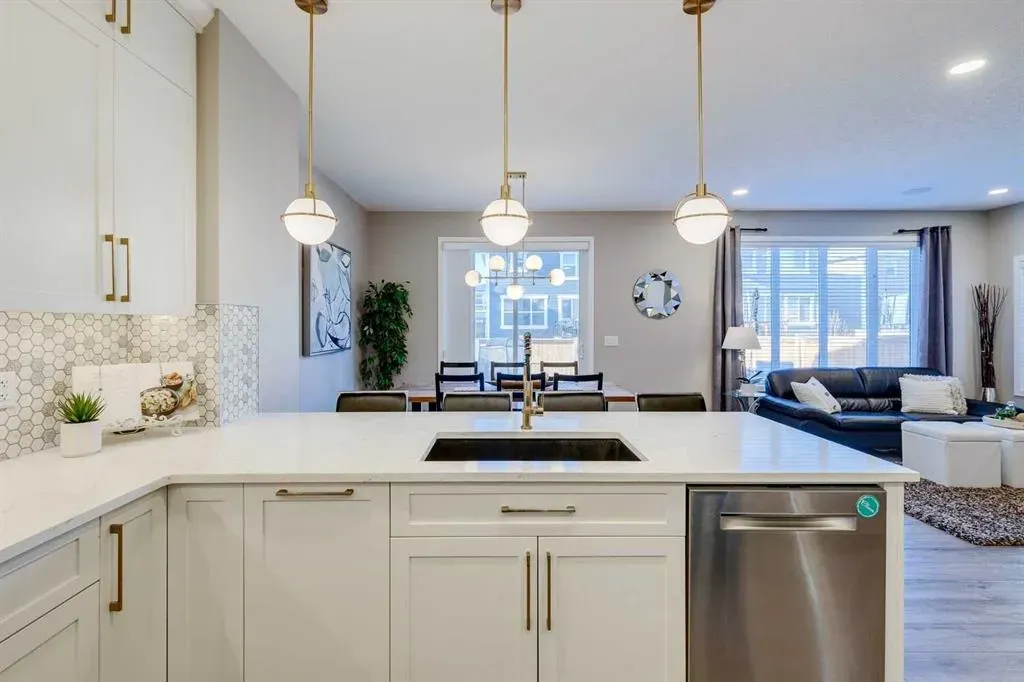 106 Magnolia Terrace SE