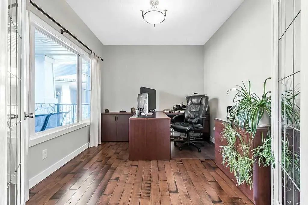 14 Crystal Green Grove