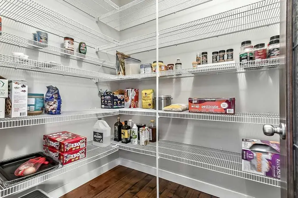 14 Crystal Green Grove