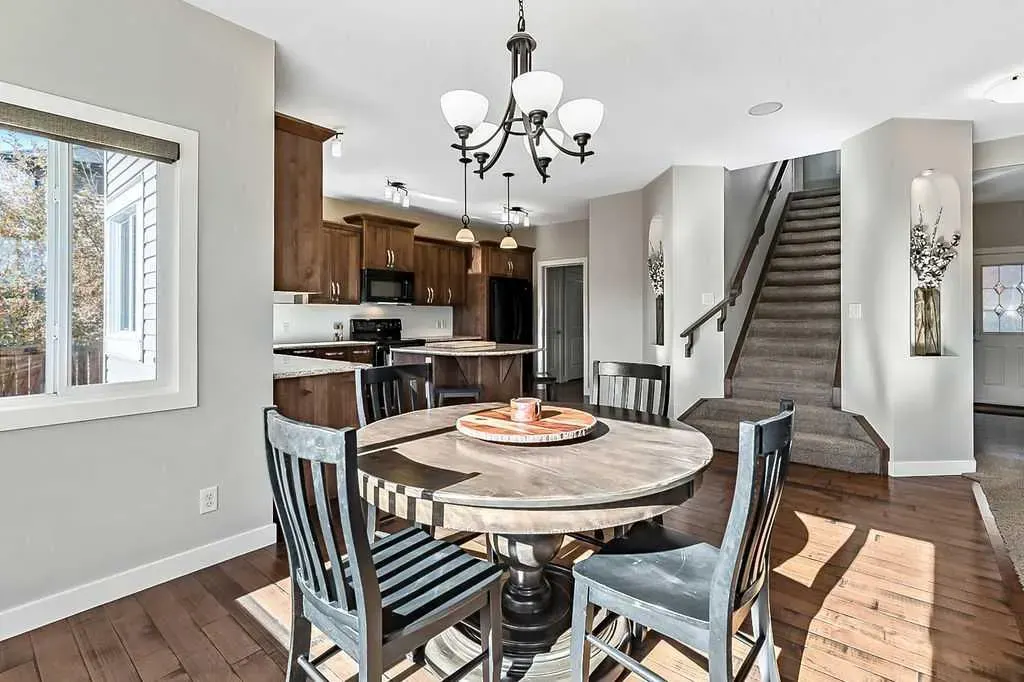 14 Crystal Green Grove