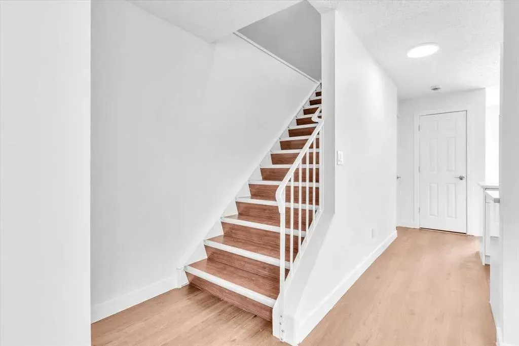 99 Shawmeadows Close SW