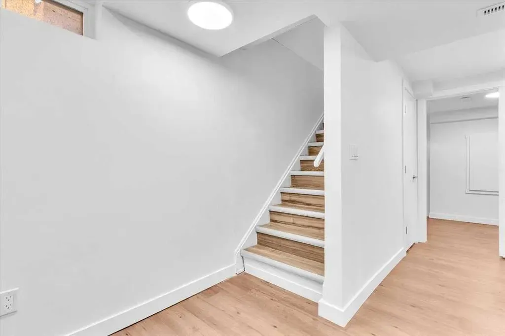 99 Shawmeadows Close SW