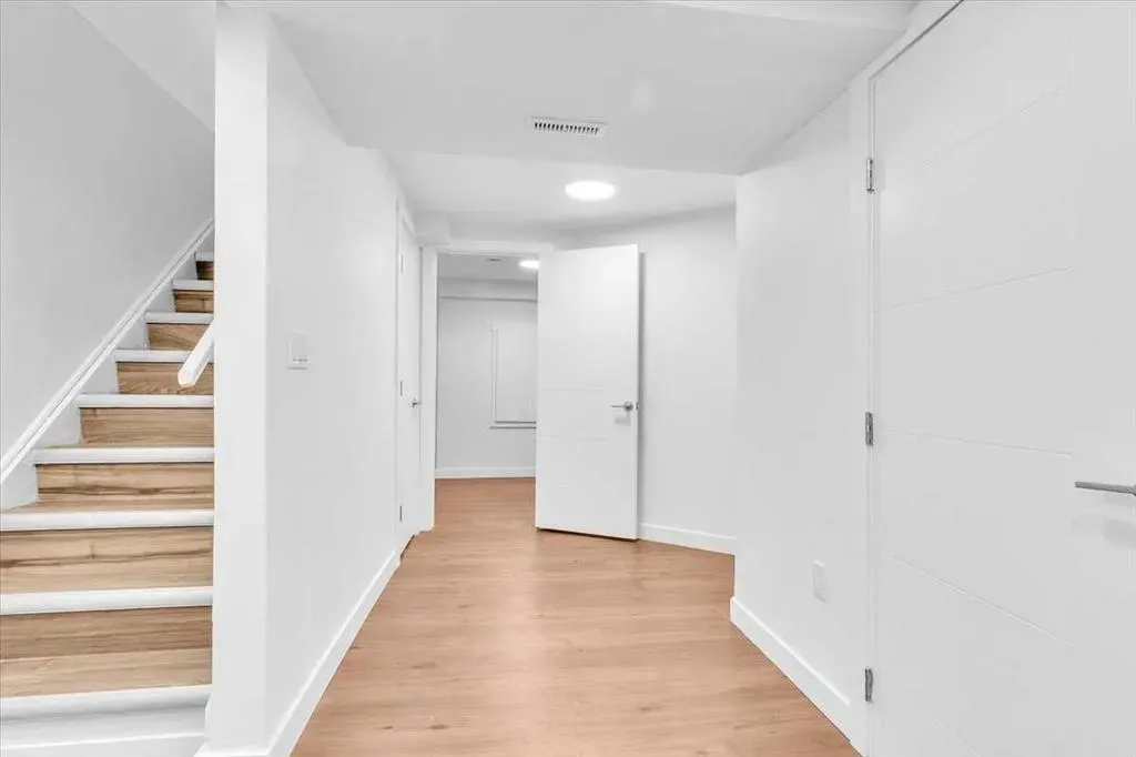 99 Shawmeadows Close SW