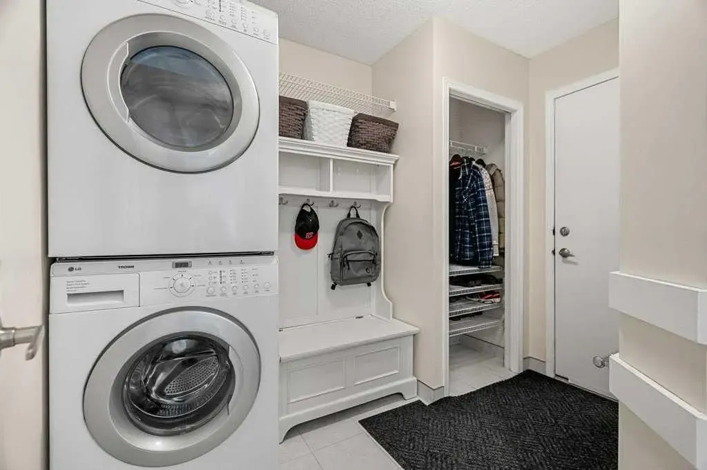 151 Mt Gibraltar Heights SE