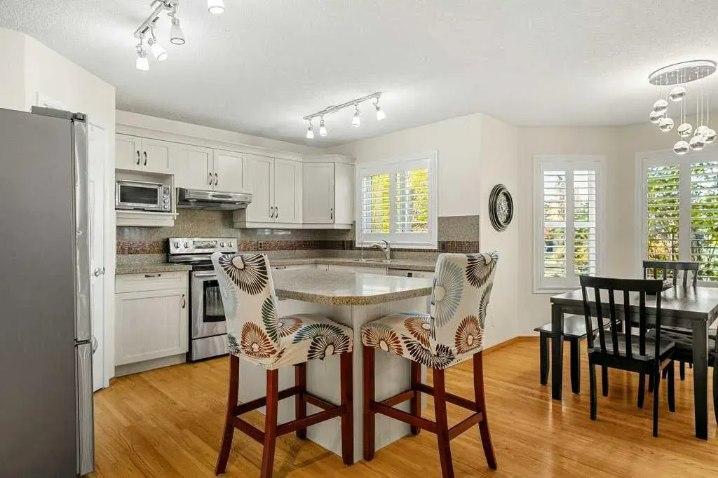 151 Mt Gibraltar Heights SE