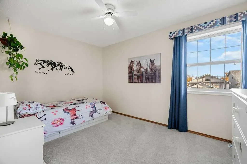 151 Mt Gibraltar Heights SE