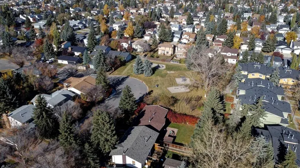 2200 Woodview Drive SW, #602