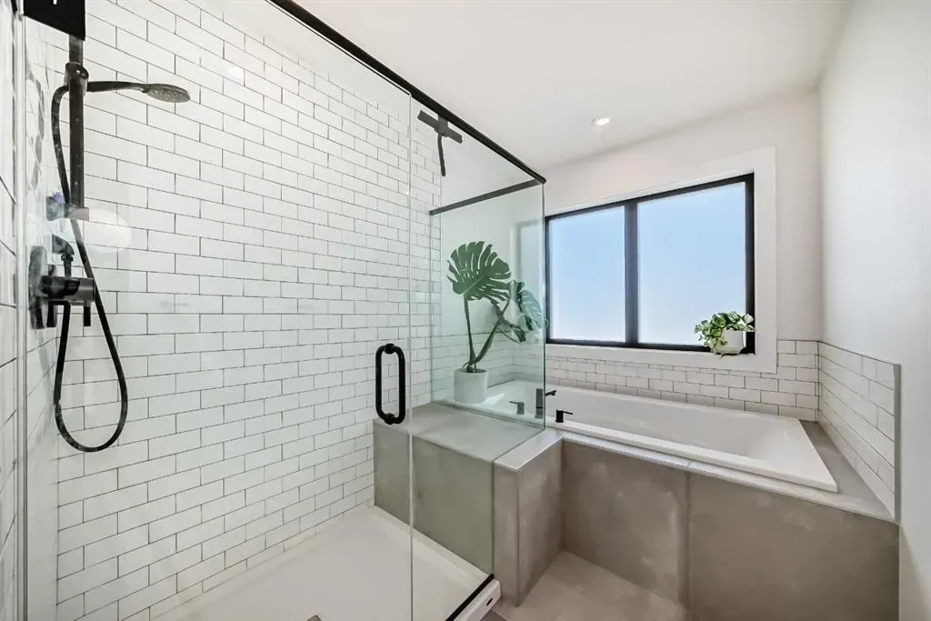 26 Treeline Common SW