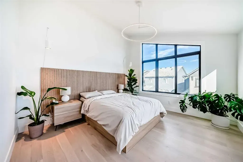 26 Treeline Common SW