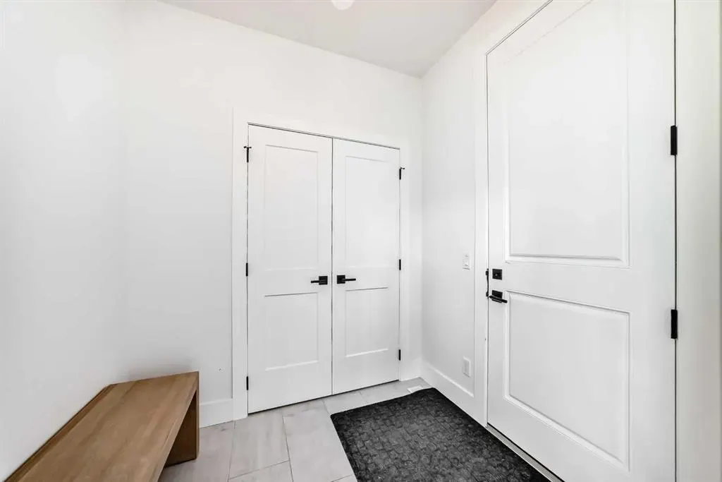 26 Treeline Common SW