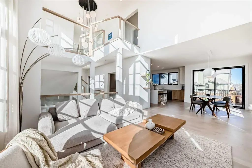 26 Treeline Common SW