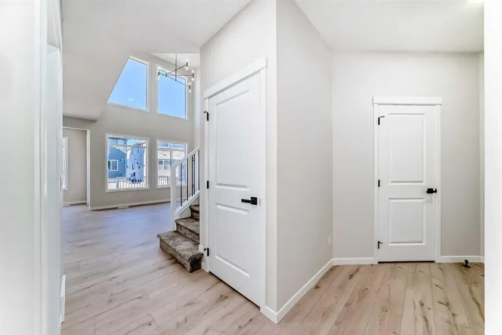 105 Corner Glen Green NE