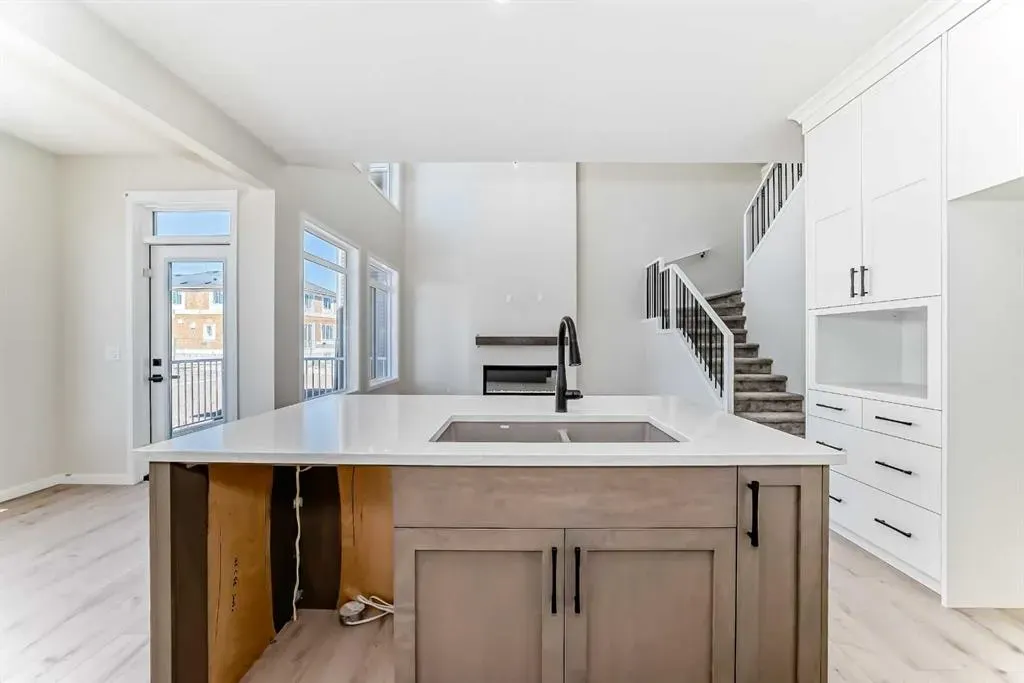 105 Corner Glen Green NE