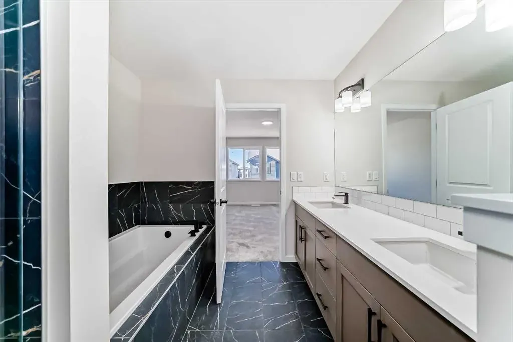 105 Corner Glen Green NE