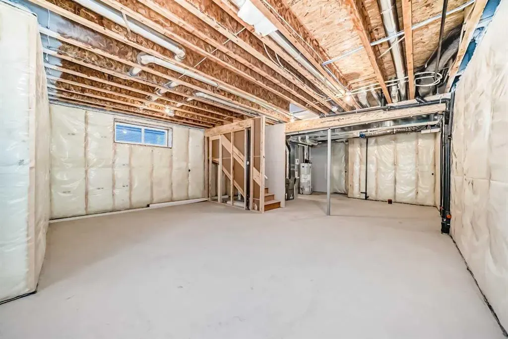 105 Corner Glen Green NE