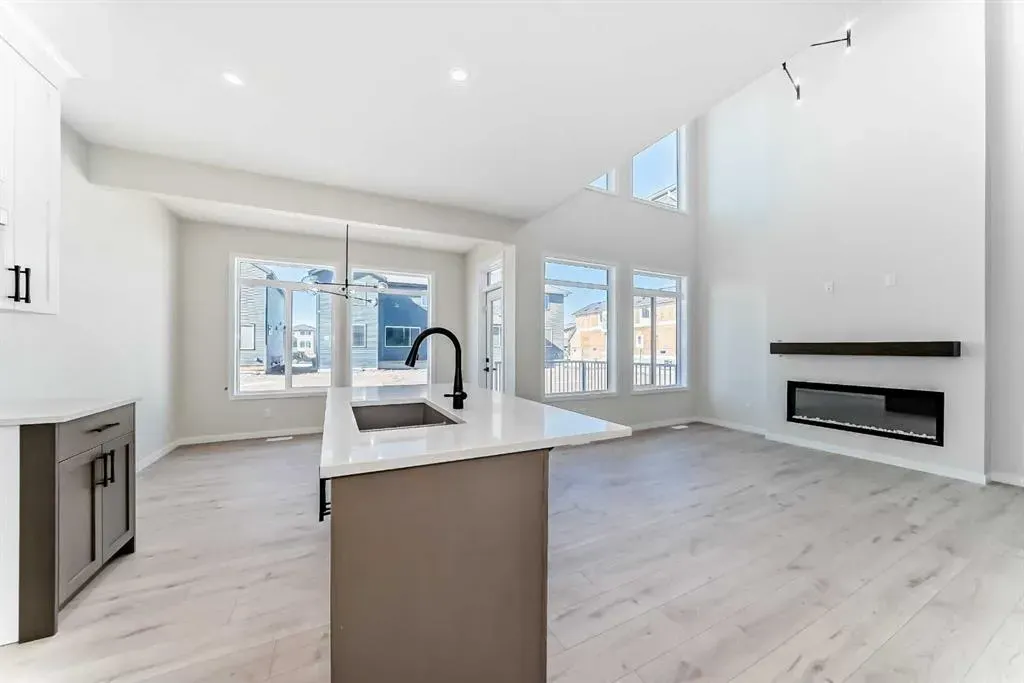 105 Corner Glen Green NE