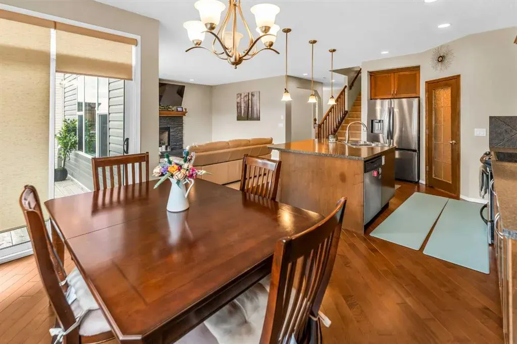 107 Everoak Green SW