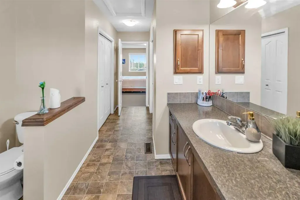 107 Everoak Green SW