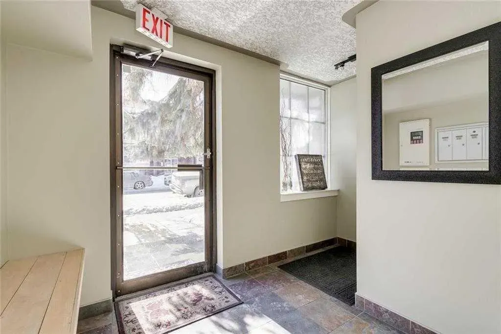 644 Meredith Road NE, #303