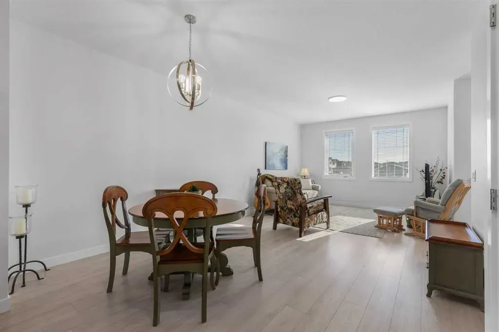 492 Reynolds Avenue SW