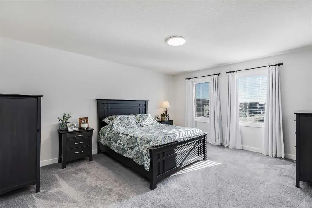 492 Reynolds Avenue SW