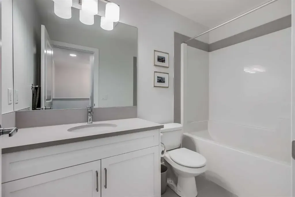 492 Reynolds Avenue SW