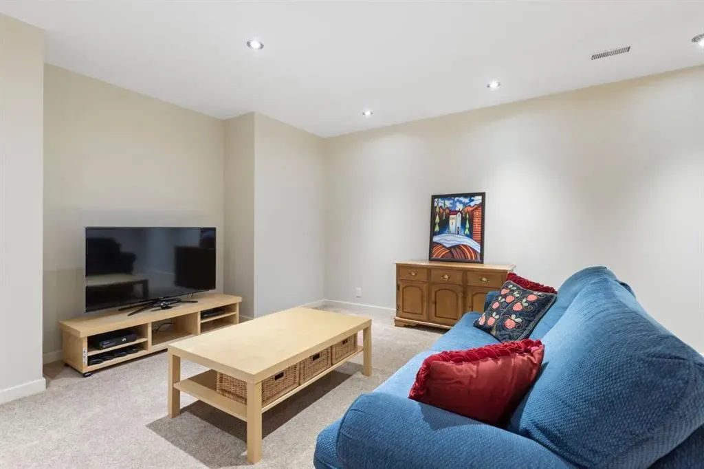 5550 Henwood Street SW