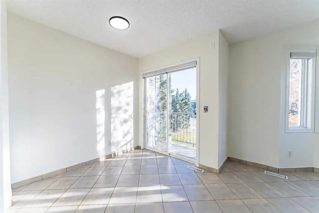 121 Eversyde Point SW