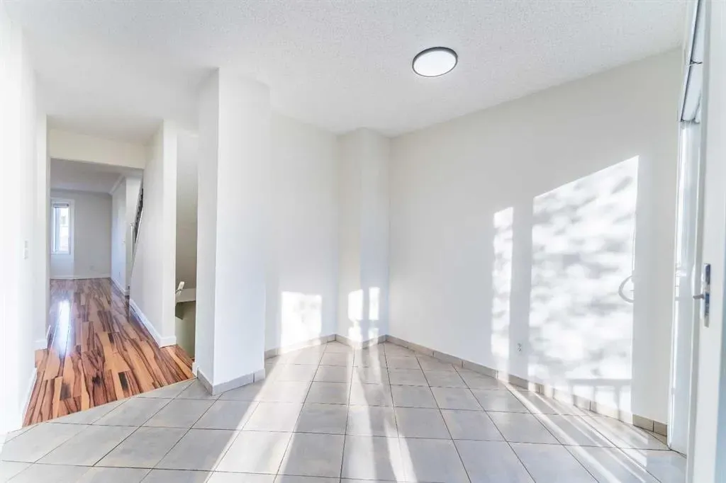 121 Eversyde Point SW