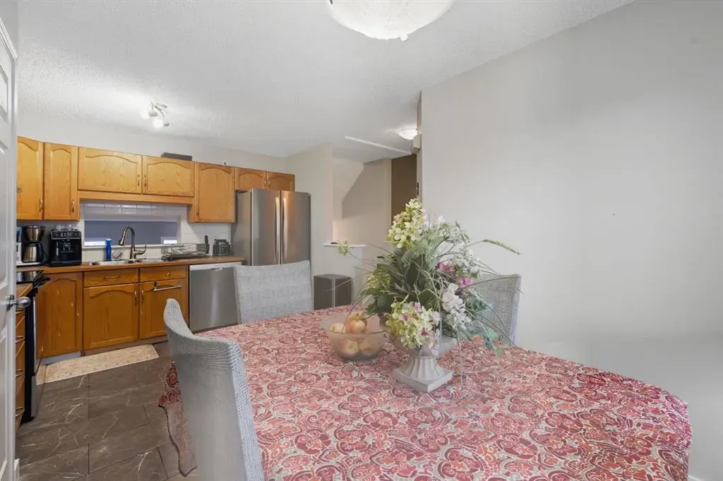 168 Copperfield Court SE