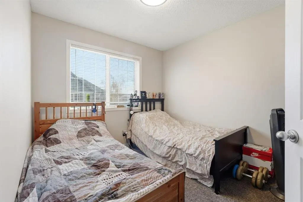 168 Copperfield Court SE