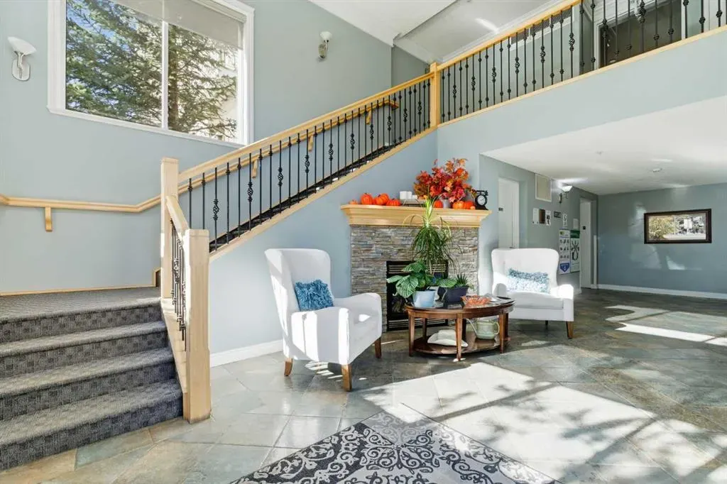 128 Centre Avenue, #103