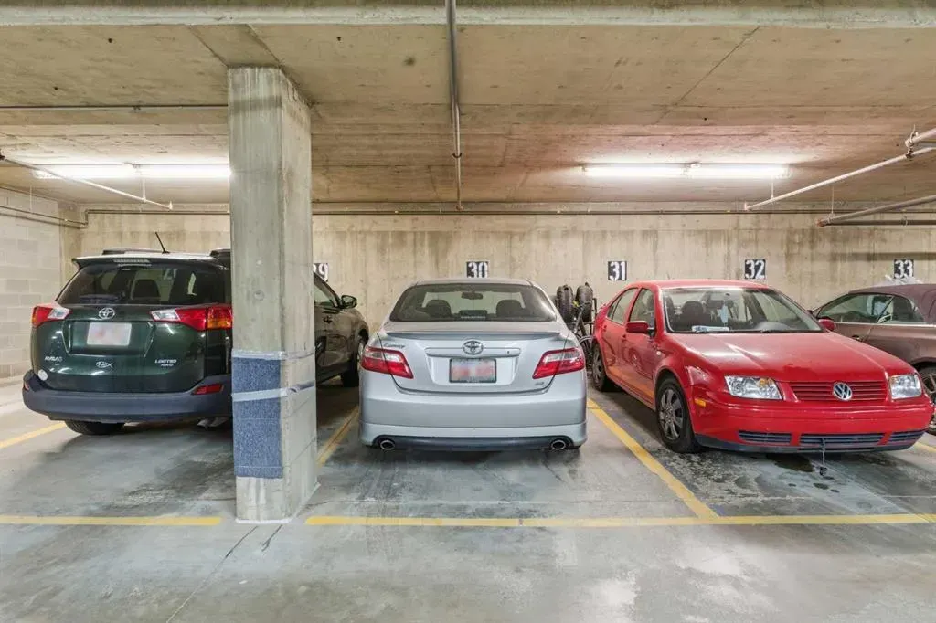 128 Centre Avenue, #103