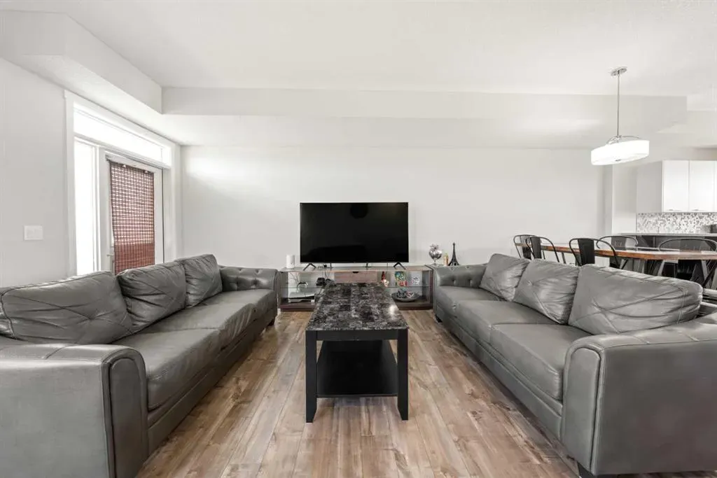 70 Saddlestone Drive NE, #301