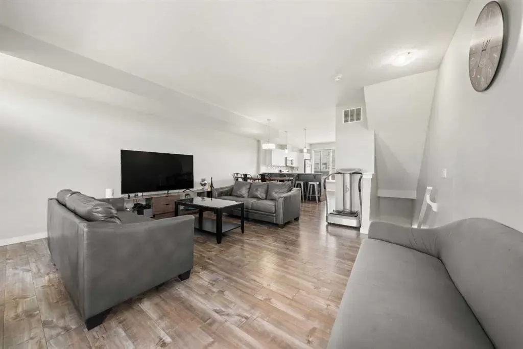 70 Saddlestone Drive NE, #301