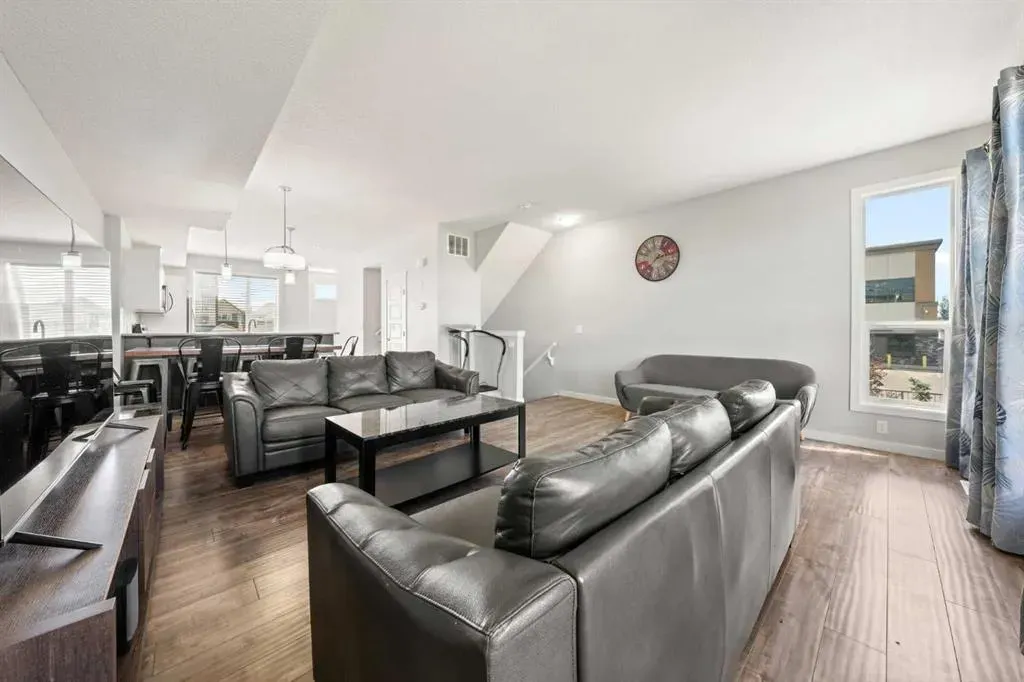 70 Saddlestone Drive NE, #301