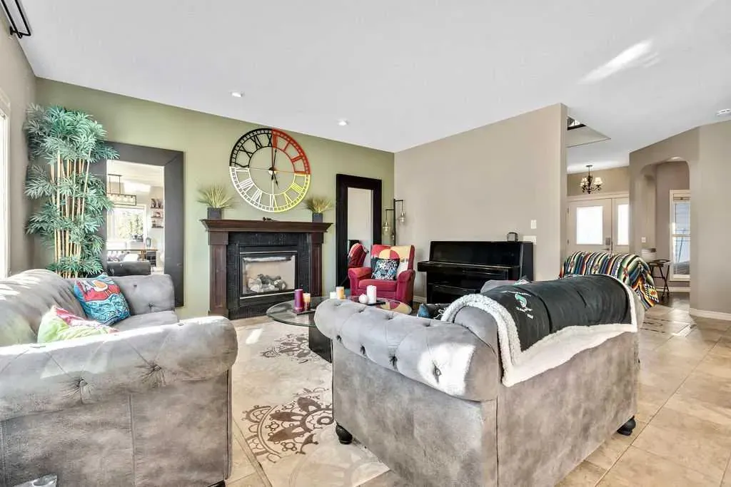 30 Drake Landing Road