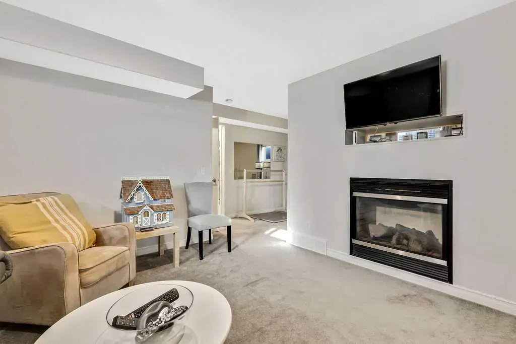 30 Drake Landing Road